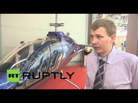 شاهد شركة روسية تقدم مروحية خفيفة خلال helirussia