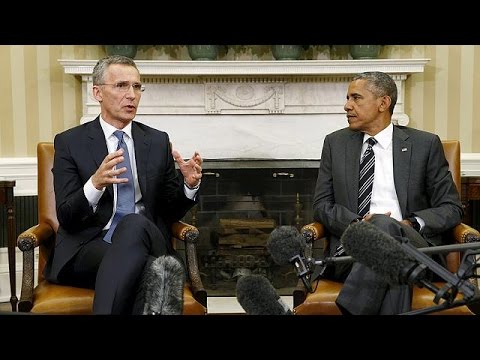 شاهد أوباما يتهم روسيا بتشديد موقفها العدائي بشأن الأزمة الأوكرانية