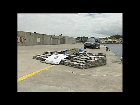 شاهد مصادرة أكثر من طن مواد مخدرة في البرتغال