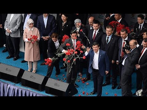 شاهد إحياء الذكرى 562 لفتح اسطنبول في تركيا