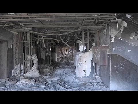 شاهد هدم مقر الحزب الوطني المنحل في مصر