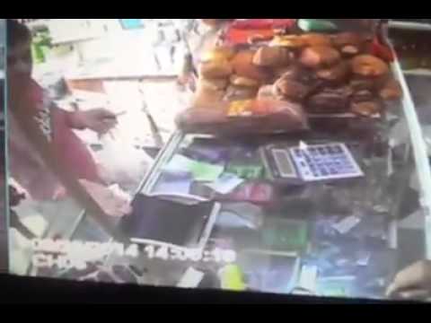 شخص يحاول سرقة مول مخبزة في العلالي