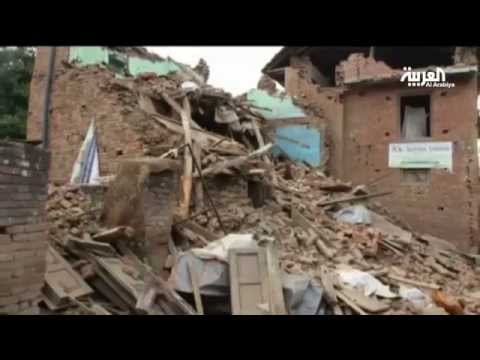 شاهد الهلال الأحمر السعودي يوزع المساعدات