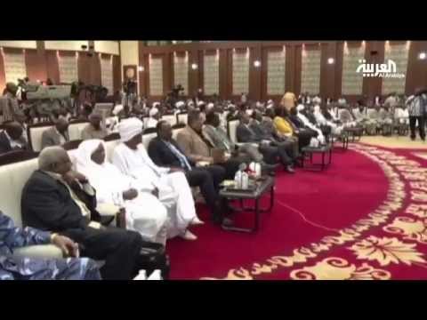 بالفيديو الرئيس السوداني يغير وزراء الدفاع والخارجية والنفط