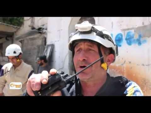 بالفيديو صفارات إنذار لتحذير المدنيين من قصف الطيران في حلب