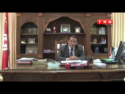 بالفيديو احتجاجات سائقي سيارات النقل الريفي