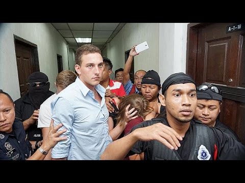 ترحيل سياح بعد التقاط صور عارية على قمة جبل في ماليزيا