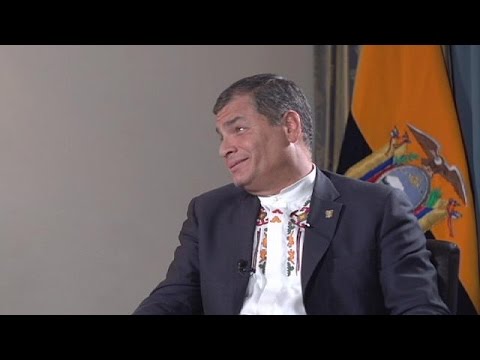 شاهد رئيس الإكوادور يؤكد إدراك أهمية حماية إنتاج البلا