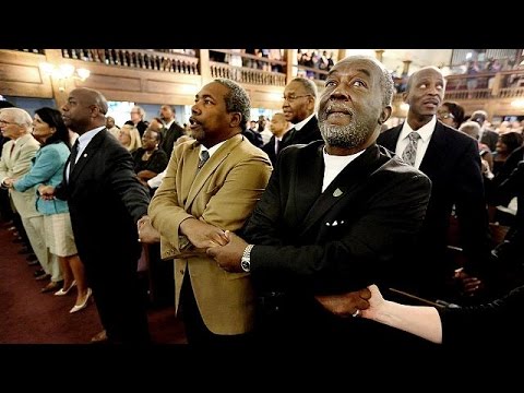 فيديو الأميركيون تحت وقع صدمة جريمة تشارلستون