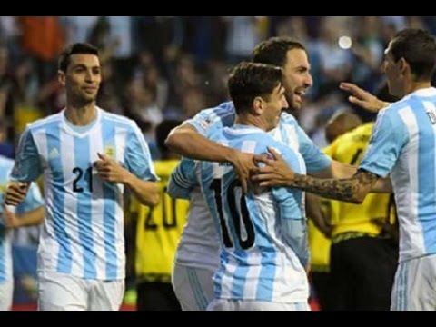 بالفيديو مهارات النجم الأرجنتيني ميسي أمام جامايكا