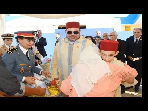 شاهد معبر عناق بين ولي العهد ومواطنة