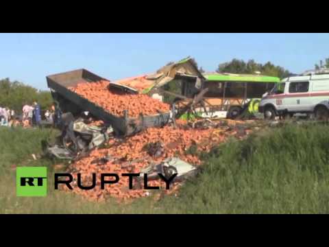 شاهد 24 قتيلًا و11 جريحا في حادثي سير منفصلين