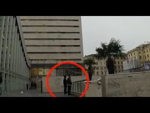 شاهد أطفال مصر يبيعون المواد المخدرة في إيطاليا