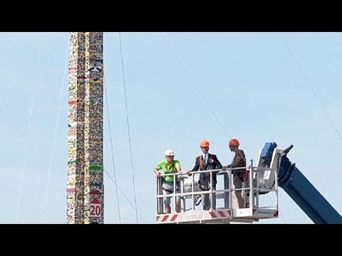 أطول برج من الليغو في ميلانو يدخل جينيس