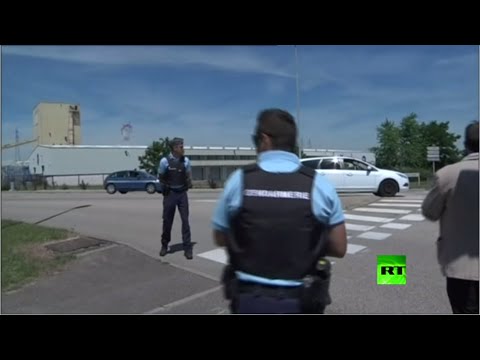 شاهد سقوط ضحايا في هجوم على منشأة صناعية قرب ليون