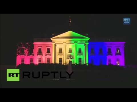 شاهد البيت الأبيض يكتسي بألوان الطيف دعمًا للمثليين