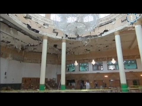 الكويت تشييع أبناءها وتلقي القبض على متورطين في تفجير المسجد