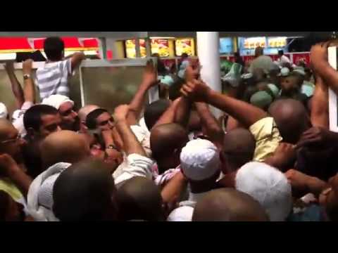 شاهد الشرطة تغلق مطعم البيك بعد افتتاحه بـ4 ساعات