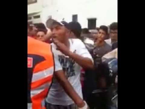 شاهد لحظة القبض على لص متلبسًا بسرقته في نهار رمضان