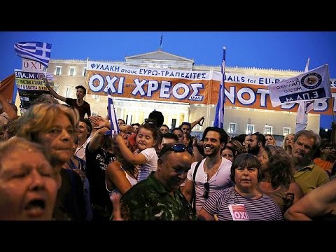 شاهد احتجاجات في أثينا تجدد رفضها لمقترحات المؤسسات الدائنة