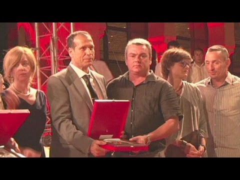 إفطار جماعي في تونس يضم ممثلين عن الديانات الثلاث