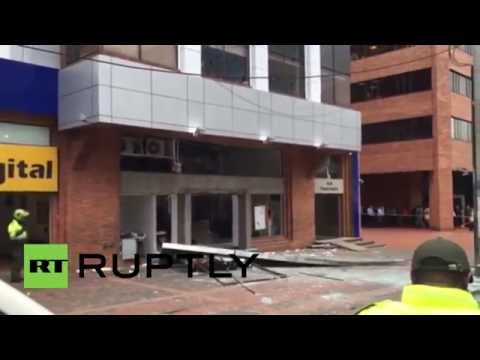 شاهد سقوط جرحى في انفجارات في كولومبيا