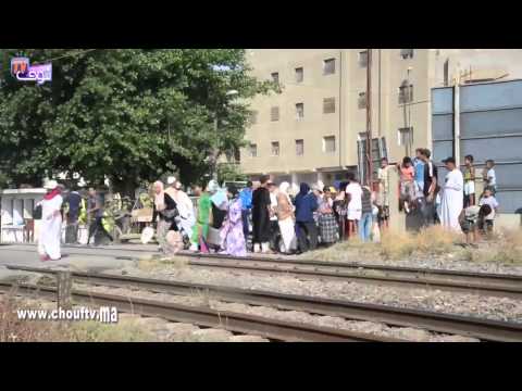 شاهد الزحام في ممر سكة القطار في رمضان