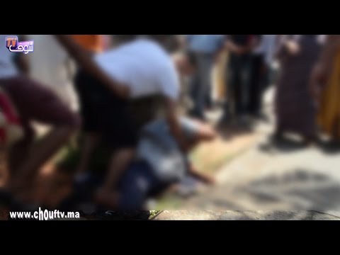 بالفيديو شاب يعتدي على امرأة انتقامًا لأمه