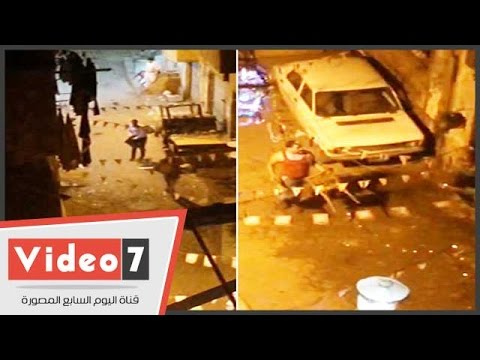 شاهد خناقة بالأسلحة البيضاء بين الأهالي