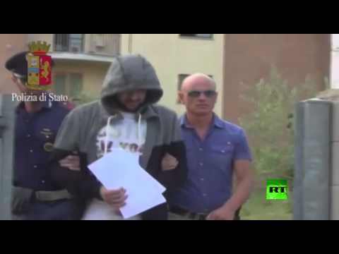 شاهد توقيف مغربي في إيطاليا خلال حملة لاستهداف المتشددين