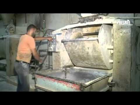 شاهد أزمة خبز تعاني منها معظم مناطق محافظة الحسكة