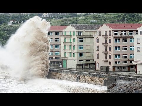 بالفيديو إجلاء أكثر من مليون شخص نتيجة إعصار قوي يضرب الصين