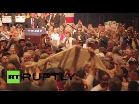 بالفيديو فينيكس الأميركية تشهد احتجاجات ضد المرشح الرئاسي ترامب