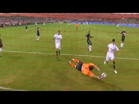 أفضل 10 تصديات لحراس المرمى