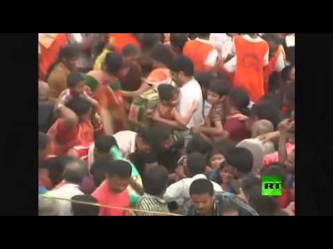 شاهد 26 قتيلًا جراء التدافع في مهرجان ماها بوشكارالو