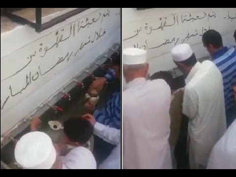 سعودي يضع سبيلًا لقهوة عربية