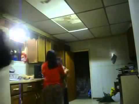 شاهد أطرف وأصعب المواقف المرعبة للشباب والفتيات