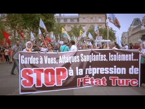 شاهد تظاهرات للأكراد في عدد من العواصم الأوروبية