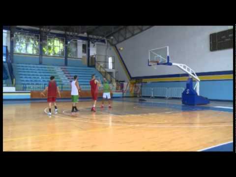 محاربو الصحراء في تونس لتشريف الراية الجزائرية