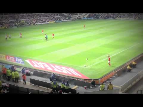 شاهد لاعب برشلونة سابقًا ينفذ أسوء ركلة ركنية هذا العام