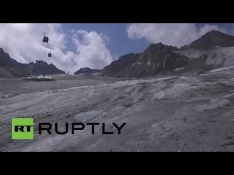 تواصل ذوبان الثلوج على امتداد أكبر نهر جليدي