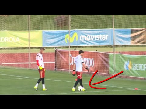 دي خيا يداعب كاسياس بـ”كوبرى”