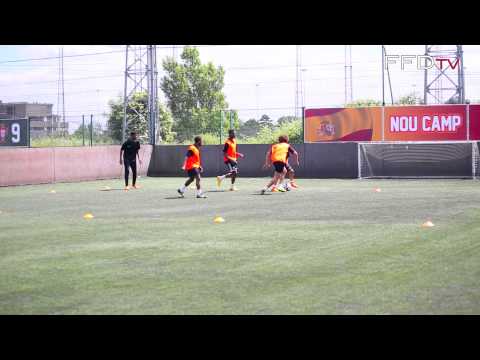 ناشئ في فريق تشيلسي الإنجليزي  يتلاعب بالنجوم الكبار