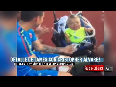 رودريغيز يرقص مع طفل معاق