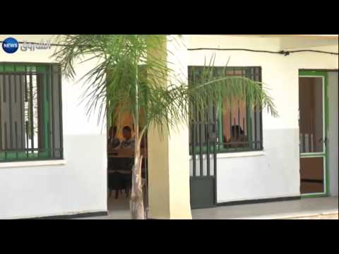 سوق جواري يتحول إلى ثانوية بسبب الاكتظاظ في باب الزوار