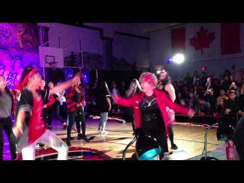 بالفيديو إمرأة عجوز ترقص الهيب هوب بطريقة مدهشة