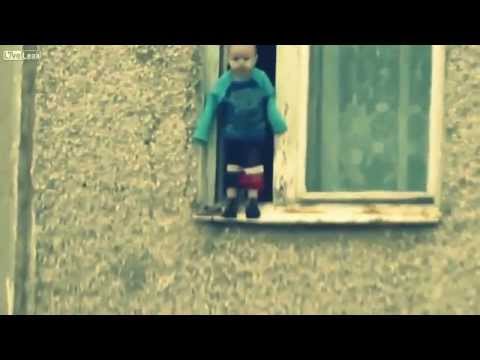 بالفيديو أجرأ طفل في العالم