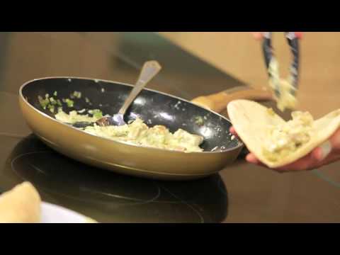 سندوتش شيش الدجاج بالجبنة