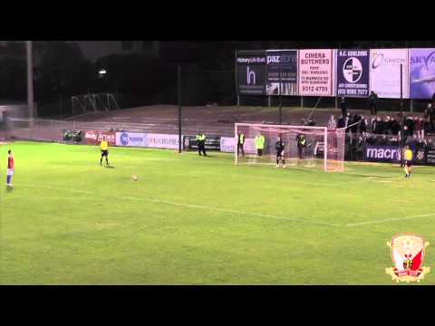 حارس أسترالي يتصدى لـ 4 ركلات جزاء