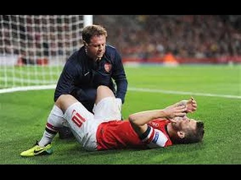 أخطر إصابات ملاعب كرة القدم